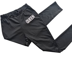 QUEEN Black High-Waisted Leggings Statement Print Size XXL Athleisure Streetwear